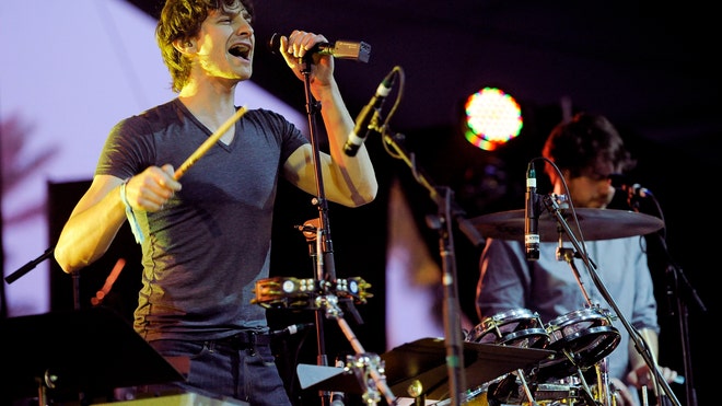 Music-Spotify-2012 Mo_Angu.jpg